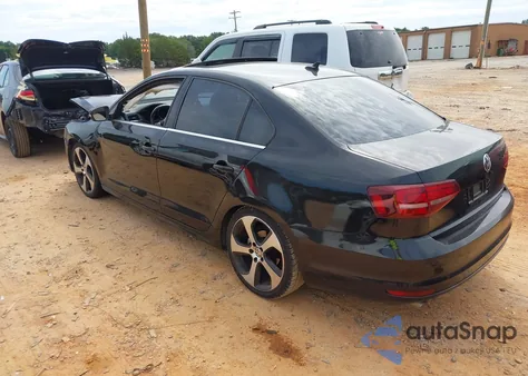 2017 Volkswagen Jetta 1.4T Se z USA, uszkodzony, nr VIN 3VWB67AJ2HM235965